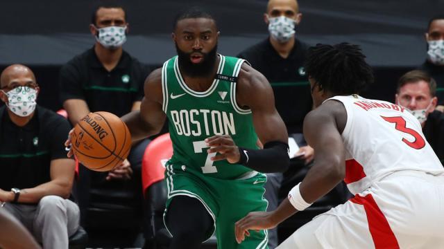 1610363670490027205.jpg jaylen-brown-celtics-raptors.jpg